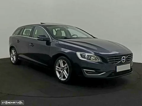 Volvo V60 2.4 D6 R-Design Sum.AWD Phev