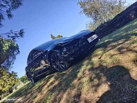 Tesla Model 3 Long Range AWD Dual Motor Performance