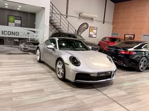 PORSCHE 911 Carrera Coupé