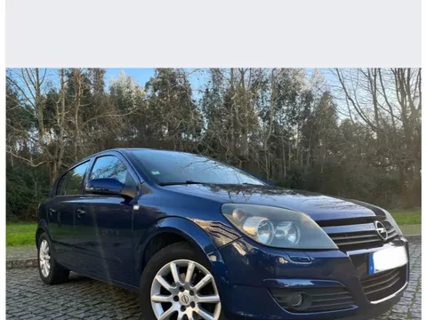 Opel Astra 1.7 CDTI Elegance