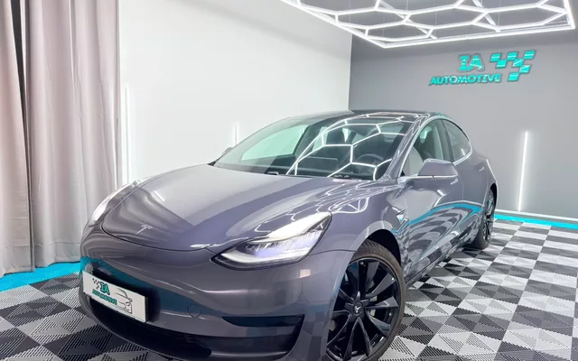 Tesla Model 3 Standard RWD Plus