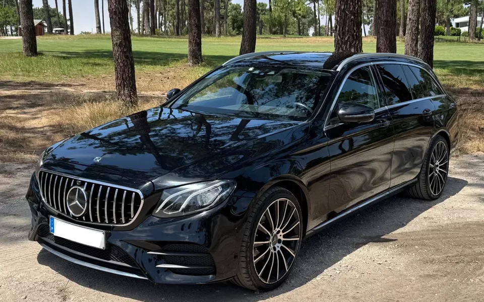 Mercedes-Benz E 220 d 9G-TRONIC AMG Line