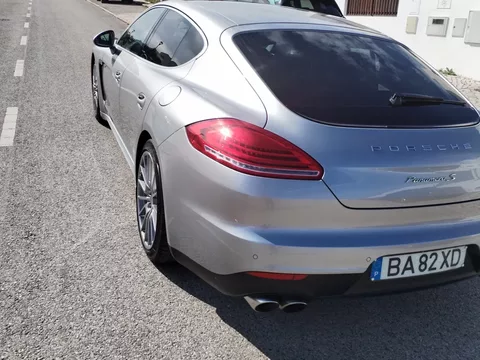Porsche Panamera S Hybrid