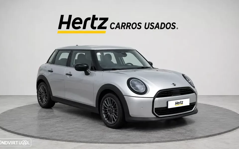 MINI 5 Portas Cooper Premium Essential Auto