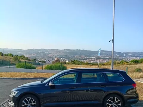 VW Passat Variant