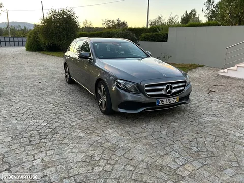 Mercedes-Benz E 220