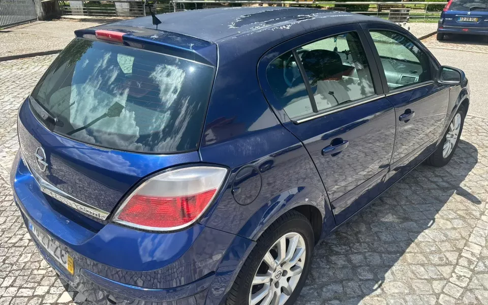 Opel Astra 1.7 CDTI Elegance