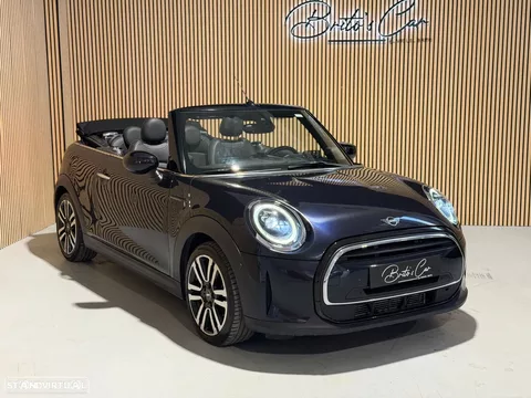 MINI Cabrio Cooper Premium Essential Auto