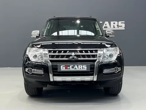 MITSUBISHI Montero Montero 3.2DI-D Kaiteki 5AT 200