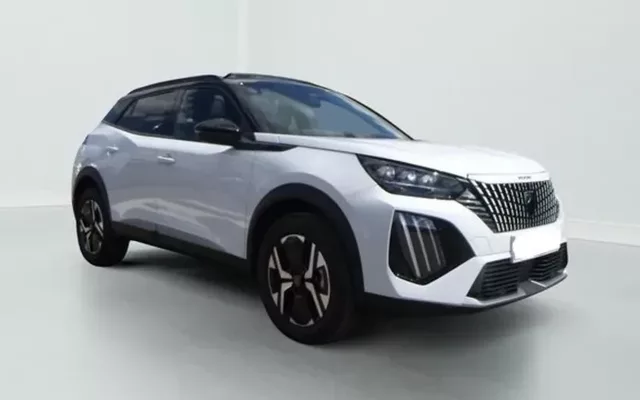 Peugeot 2008 Hybrid 145 e-DCS6 GT Zéro km immatriculé