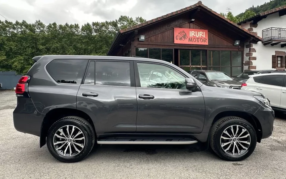 TOYOTA Land Cruiser Land Cruiser D-4D VXL Aut.