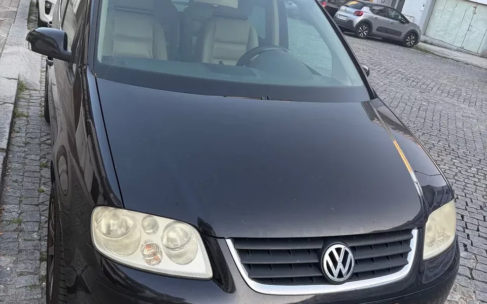 VW Touran 2.0 TDI Highline 5L