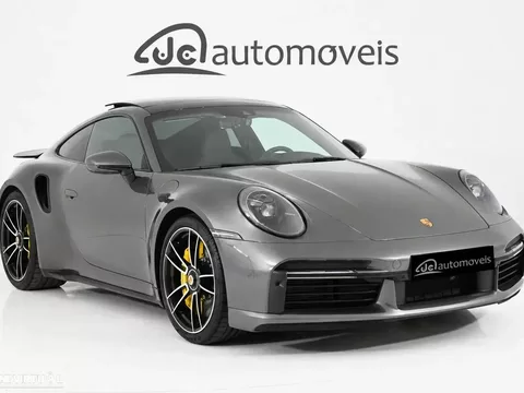 Porsche 911 (992)