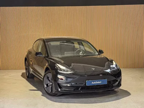 Tesla Model 3 Standard Range Plus RWD