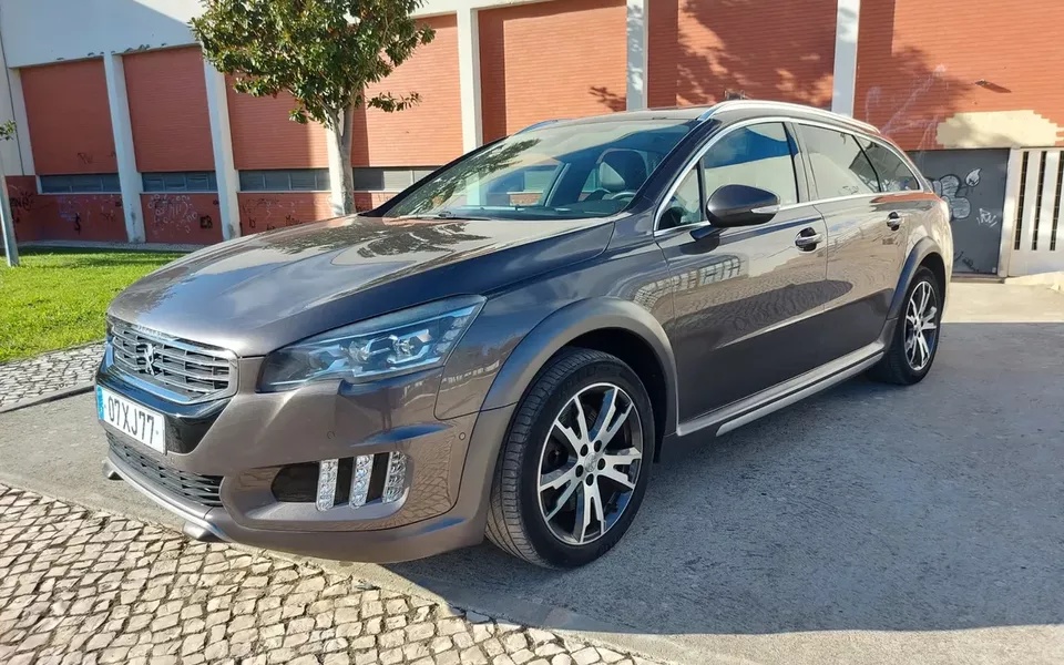 Peugeot 508 RXH 2.0 HDi Hybrid4 2-Tronic