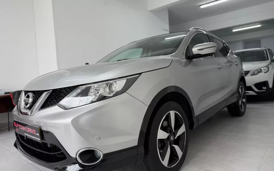 Nissan Qashqai 1.5 dCi DPF 360