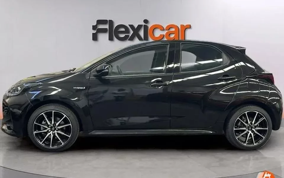 TOYOTA Yaris Yaris 120H 1.5 Style