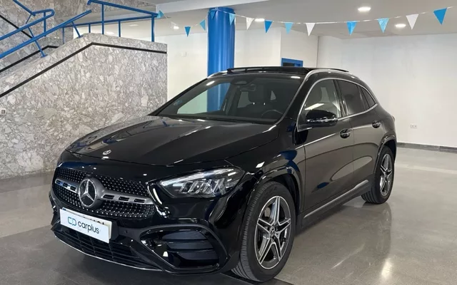 MERCEDES-BENZ Clase GLA 200