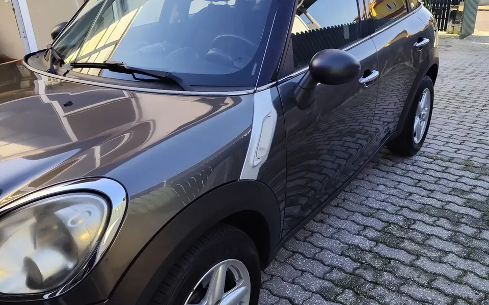 MINI Countryman One