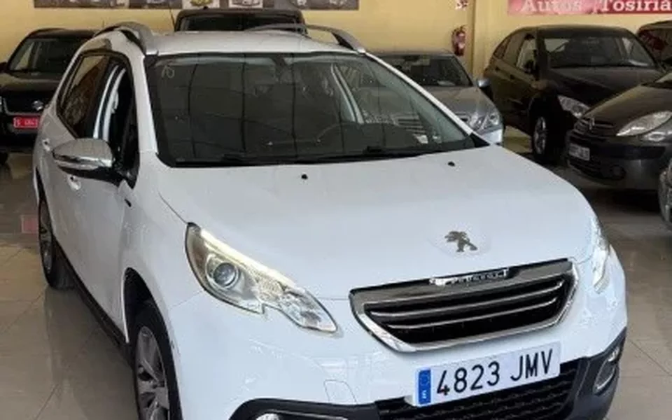 PEUGEOT 2008 2008 1.2 PureTech S&S Style 110