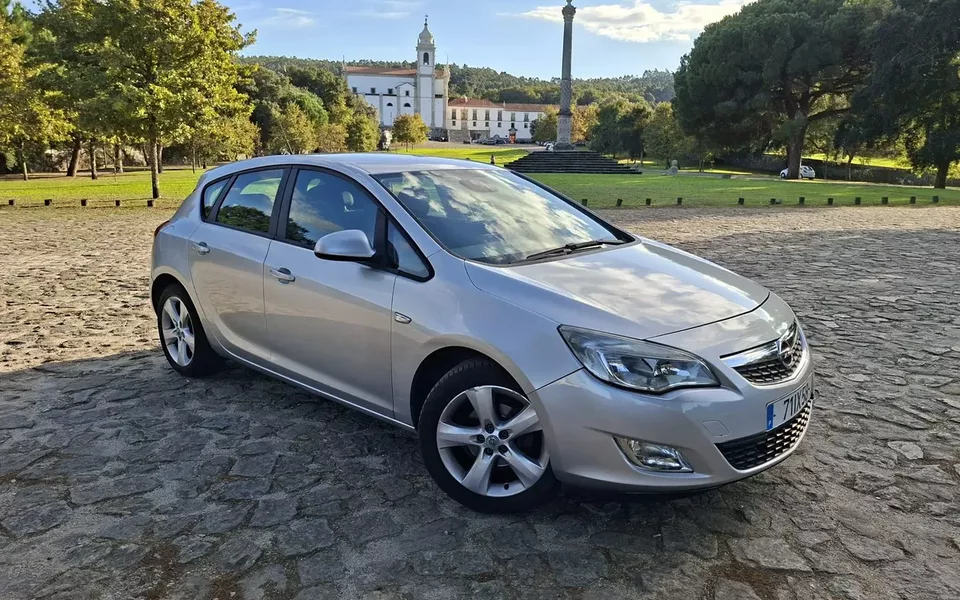 Opel Astra 1.4 Enjoy