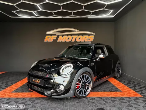 MINI 3 Portas Cooper SD Aut.