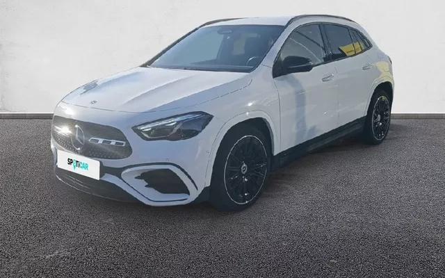 MERCEDES GLA 180 d 8G-DCT AMG Line