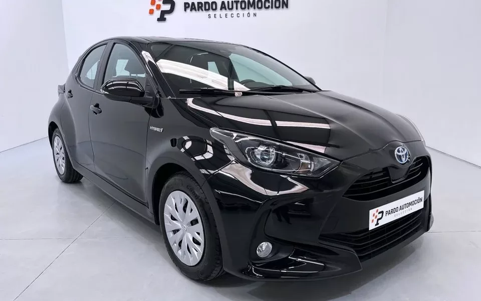 TOYOTA Yaris Yaris 120H 1.5 Business Plus