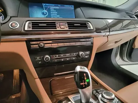 BMW 730 2009 d