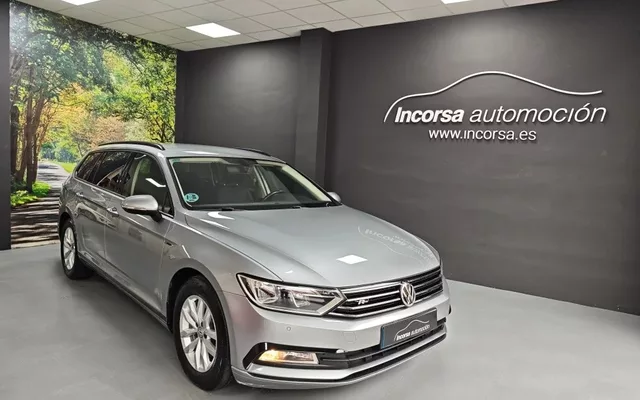 VOLKSWAGEN Passat Passat Variant 1.6TDI Edition 88kW - 12890€ en Lugones
