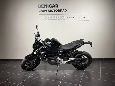 BMW F900R