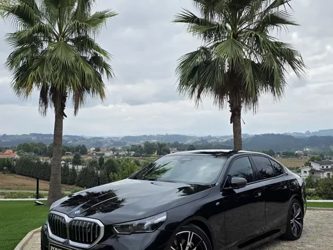 BMW i5 eDrive40 Pack Desportivo M Pro