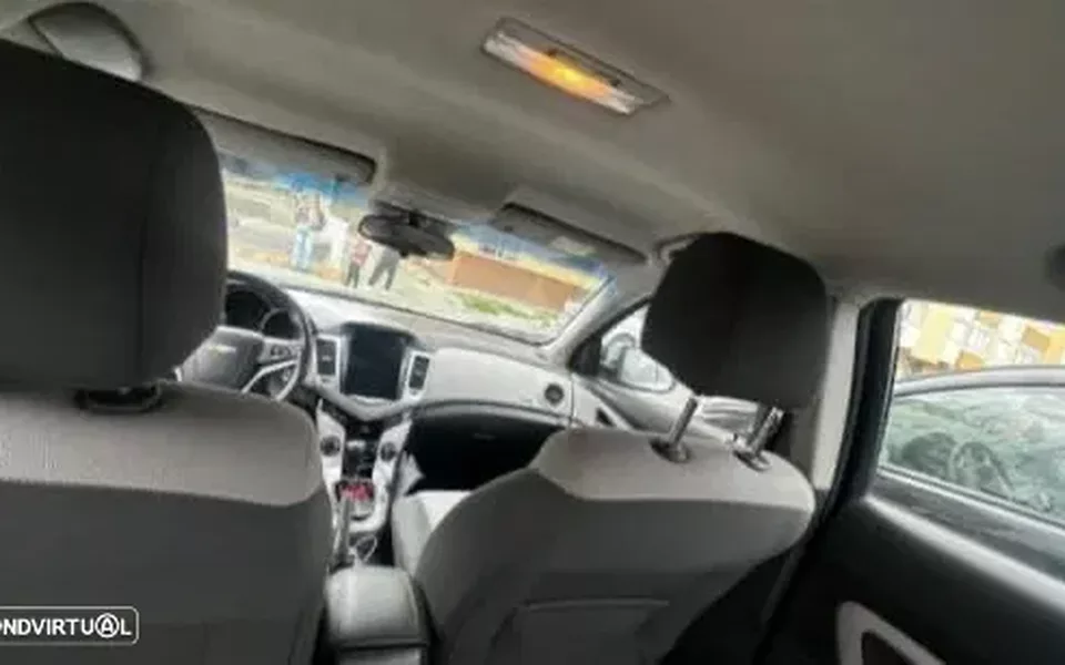 Chevrolet Cruze 1.6 LS Aut.