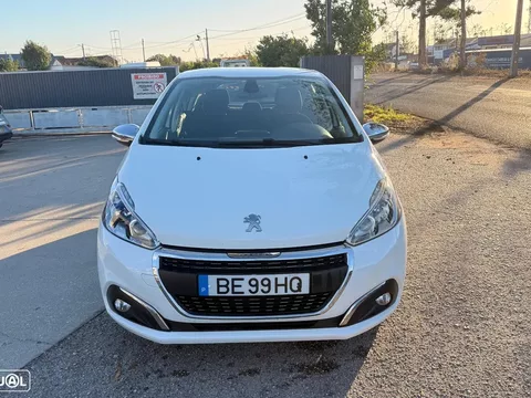 Peugeot 208 1.2 VTi Allure