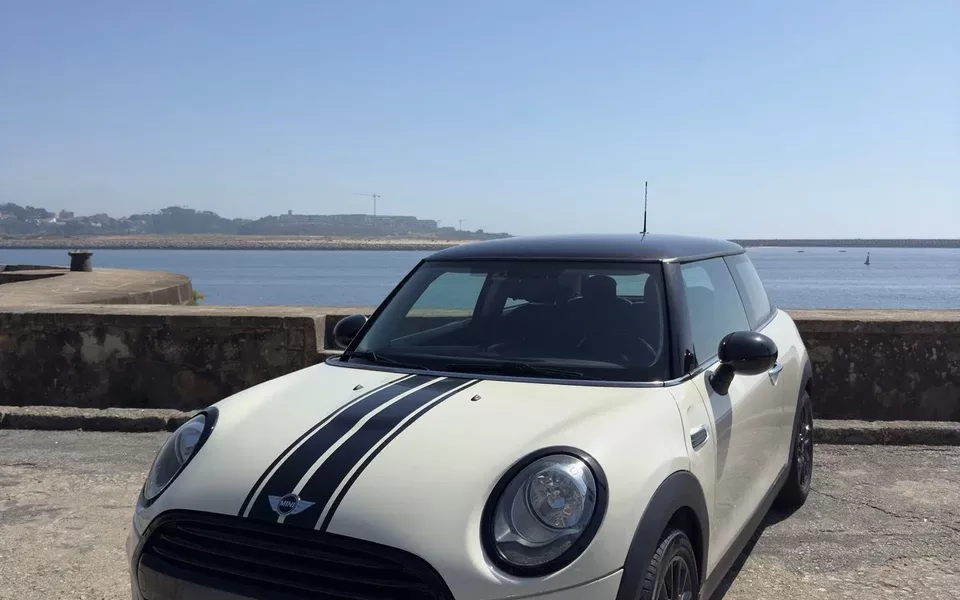 MINI 3 Portas One