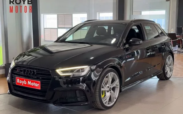 AUDI A3 S3 Sportback 2.0 TFSI S tronic quattro 228kW