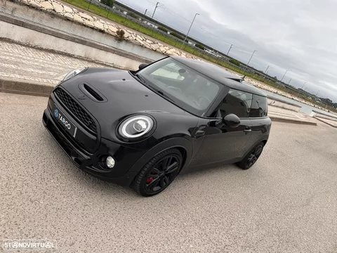 MINI 3 Portas Cooper SD Sport Aut.