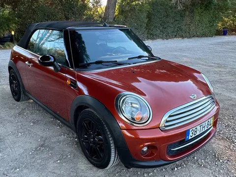 MINI Cabrio Cooper D