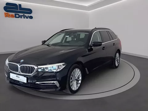 BMW 530i touring xdrive luxury auto