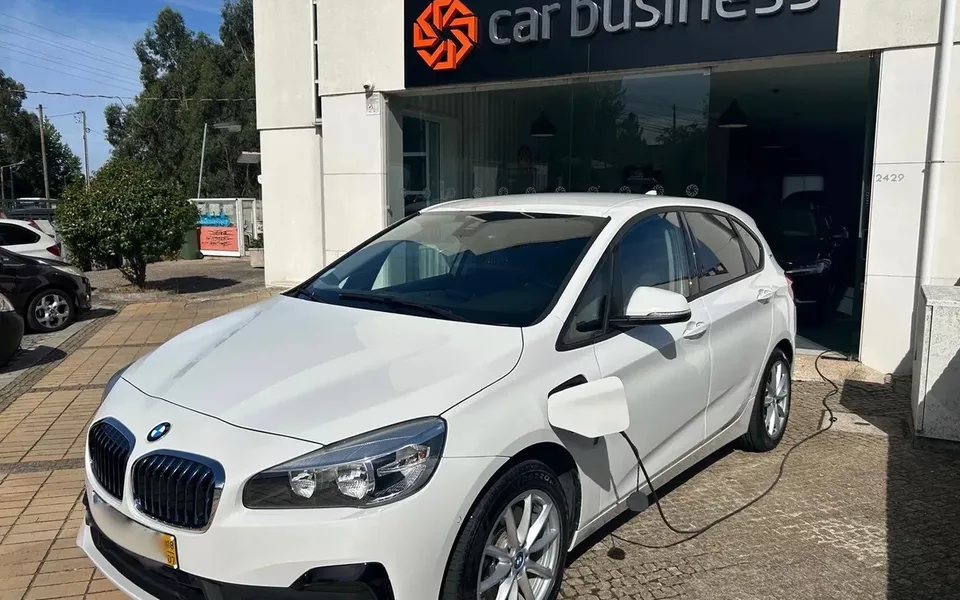 BMW 225xe Active Tourer Line Sport