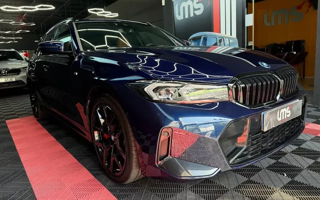 BMW 330 e Pack Desportivo M Pro Auto