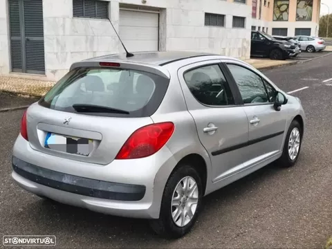 Peugeot 207 1.6 HDi Sport