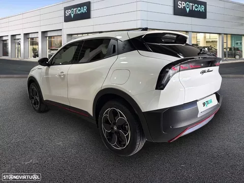 Alfa Romeo Junior Elletrica 50 kWh
