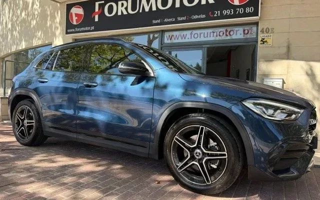 Mercedes-Benz GLA 200 AMG Line