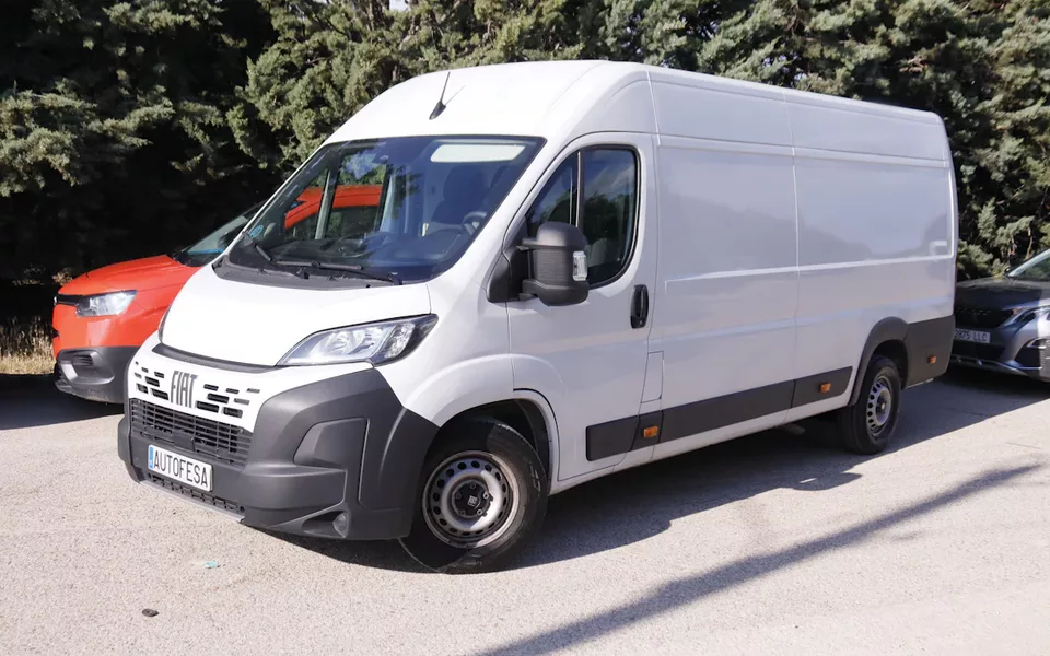 Fiat Ducato FURGON 2.2D 3.5T HEAVY L4H2 140CV 3P # IVA DEDUCIBLE,PARKTRONIC,CAMARA TRASERA