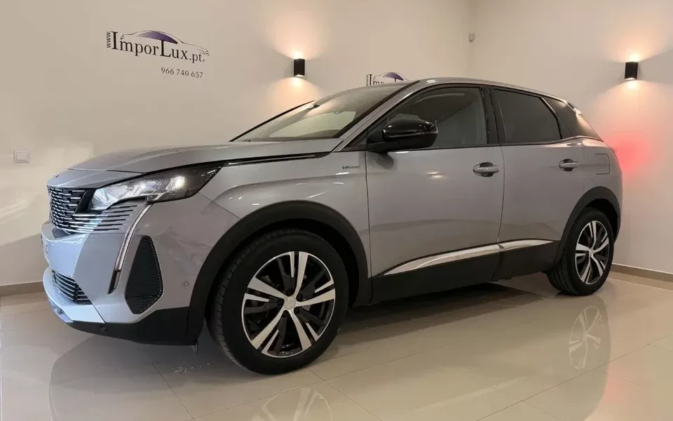 Peugeot 3008 1.6 Hybrid Allure e-EAT8
