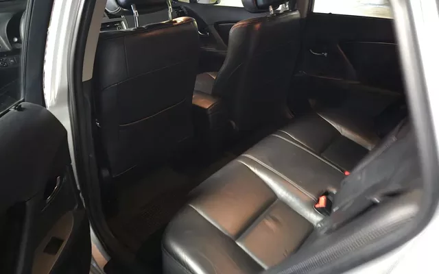 Toyota Avensis SW 2.0 D-4D Exclusive +Pele+GPS
