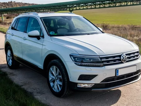 VOLKSWAGEN Tiguan Tiguan 2.0TDI BMT Sport 4Motion DSG 150