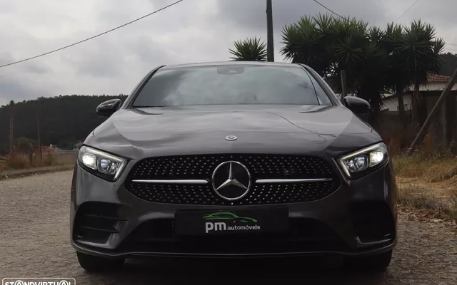 Mercedes-Benz A 250 e AMG Line