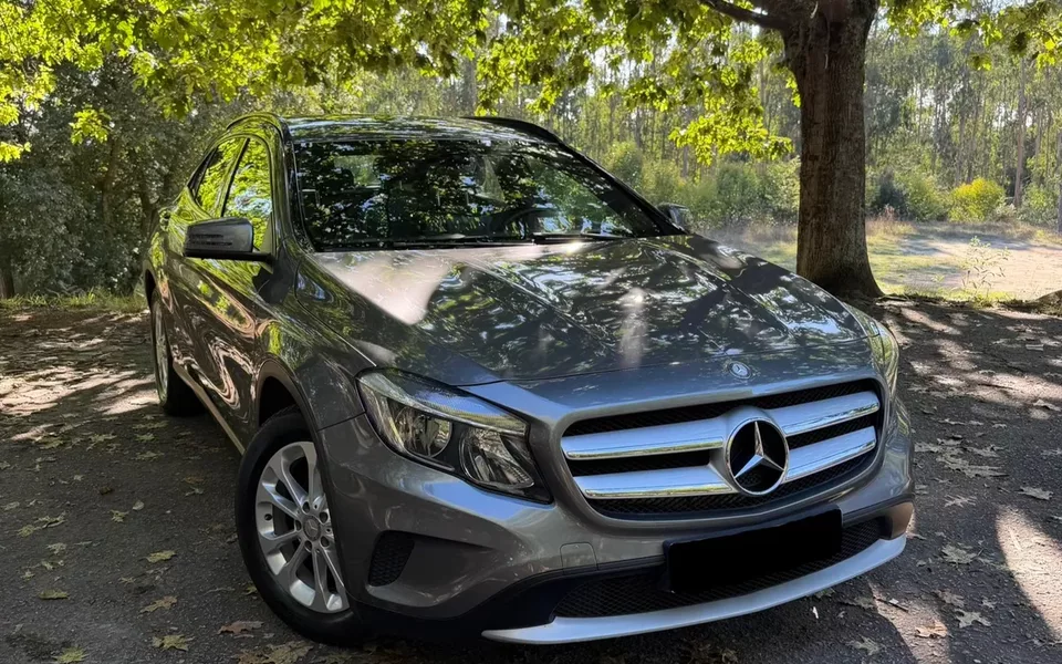 Mercedes-Benz GLA 180 (CDI) d 7G-DCT Urban